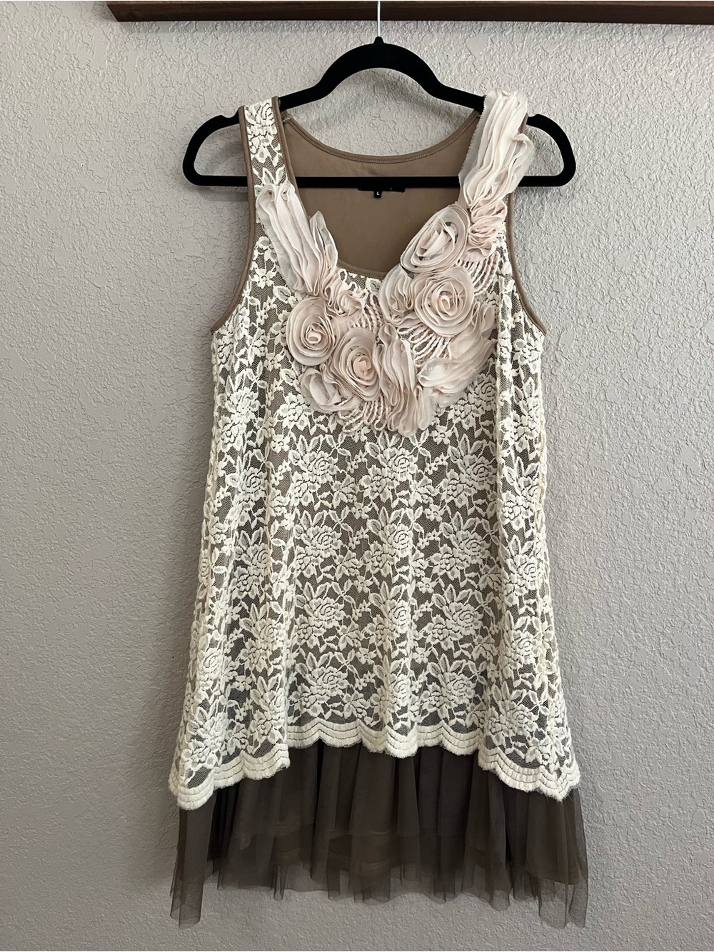 RYU Floral Lace & Tulle Mini Dress | Cream & Brown Rosette Neckline Size Large
